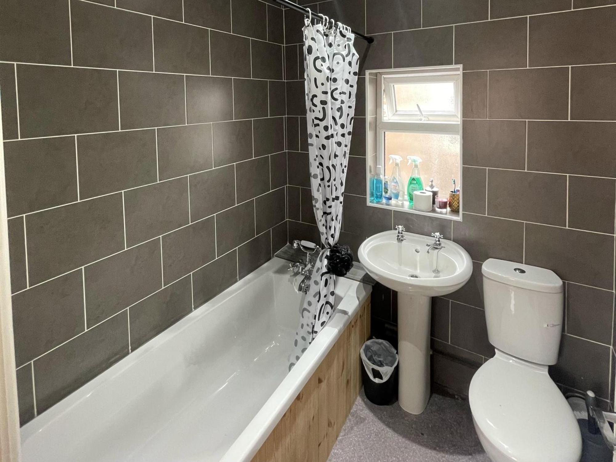 Stylish 1-Bed Apt - Sleeps 4 - Parking - Wifi Μάντσεστερ Εξωτερικό φωτογραφία